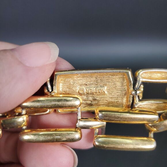 Vintage Napier Gold Tone Rhinestone Link Bracelet Signed Panel Design - Picture 3 of 10